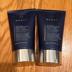 Monat Bond-Fortifying Hair Leave-In Creme - Blue